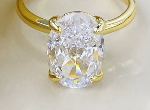 Oval Ring Female Four-claw Cold High Luxury